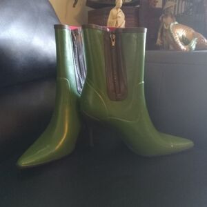 Nine West Green Heeled Boots with Modern Silhouette